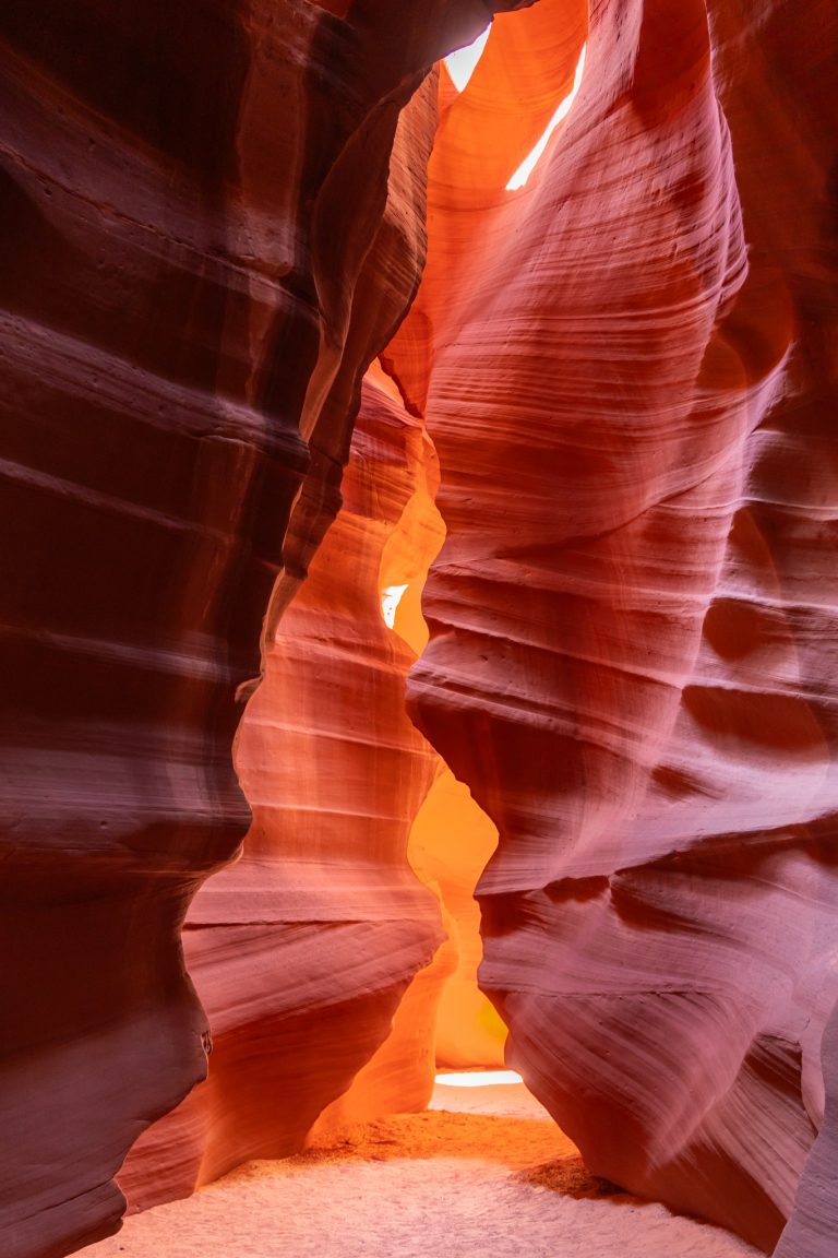 Slot Canyon (Upper Antelope Canyon, Arizona)
